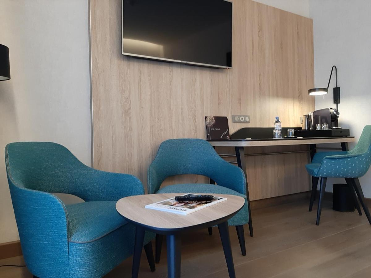 Logis Hotel Relais Saint Jacques - Chateauroux Déols エクステリア 写真