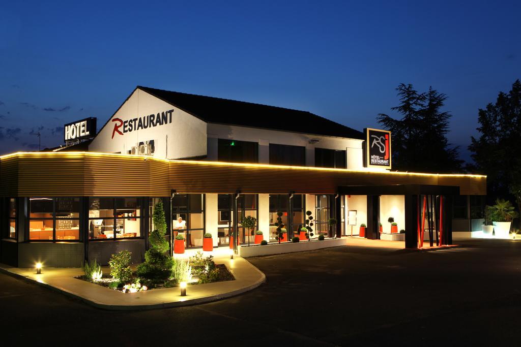 Logis Hotel Relais Saint Jacques - Chateauroux Déols エクステリア 写真