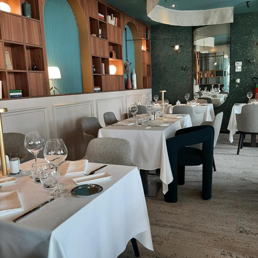 Logis Hotel Relais Saint Jacques - Chateauroux Déols エクステリア 写真