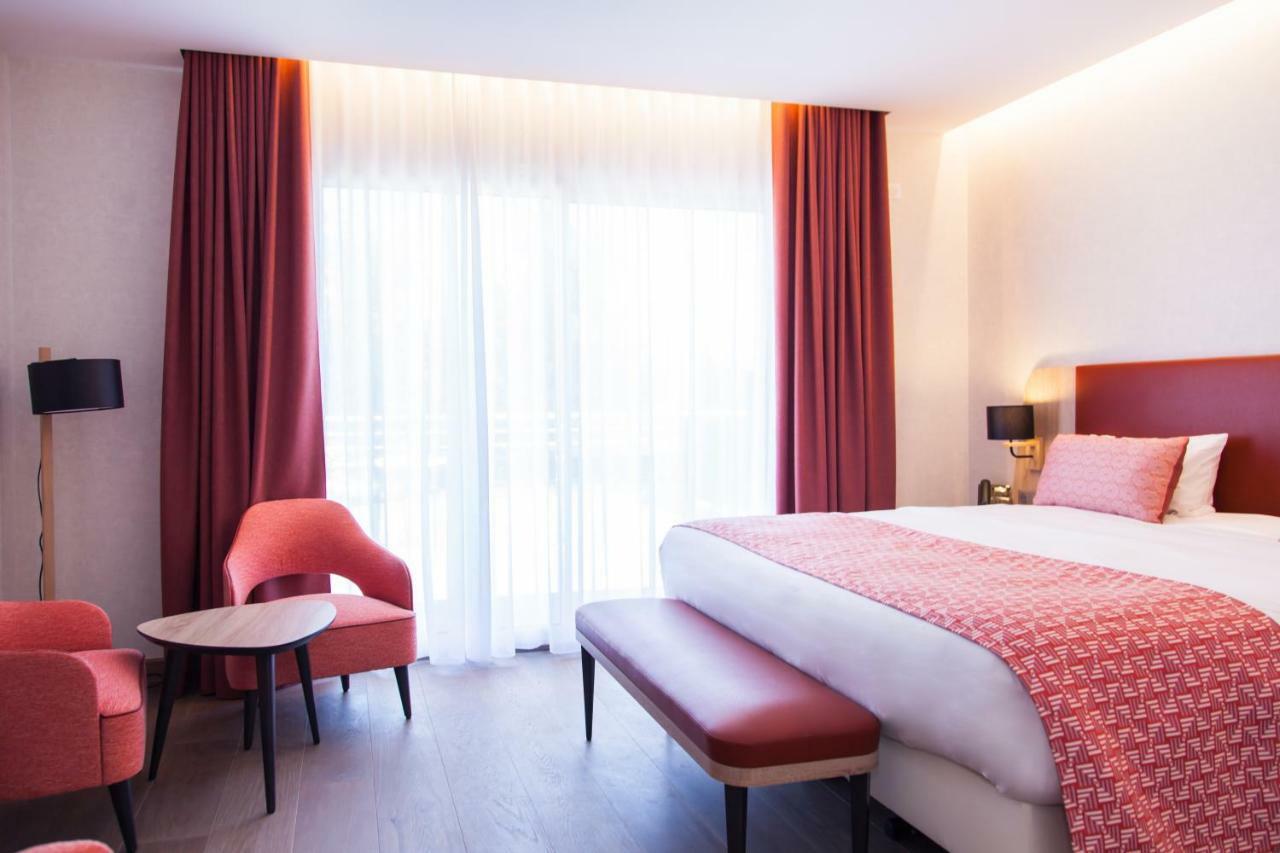 Logis Hotel Relais Saint Jacques - Chateauroux Déols エクステリア 写真